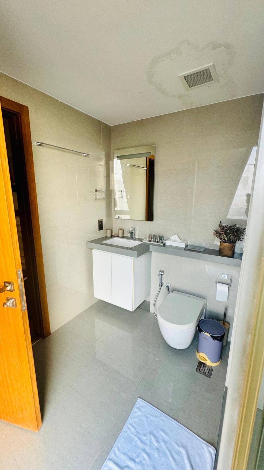 Altair Luxury By Miracle Colombo